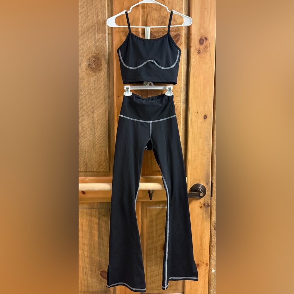 Strut-This | Flare Yoga Pant & Cropped Tank Set